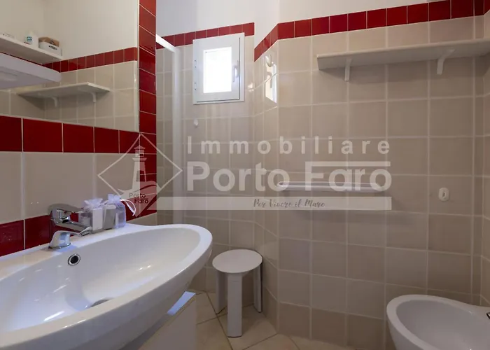 40 Faro - Splendido Bilocale Sulla Di Porto Faro Nyaraló