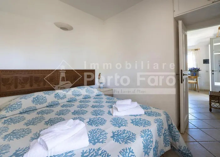 40 Faro - Splendido Bilocale Sulla Di Porto Faro Nyaraló *